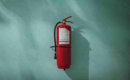水基滅火器：了解這一神奇的滅火神器！
